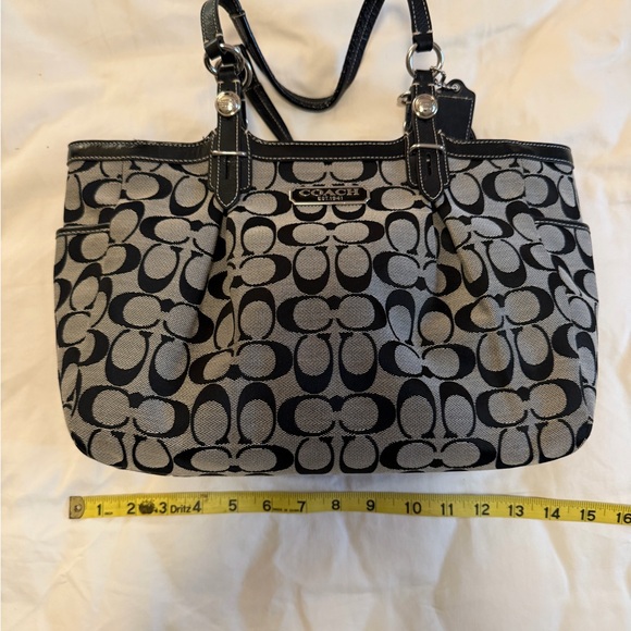 Coach Signature Black/Grey Tote Bag - Picture 9 of 11